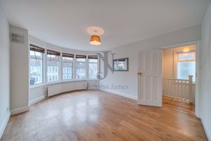 Photo 17- click for photo gallery